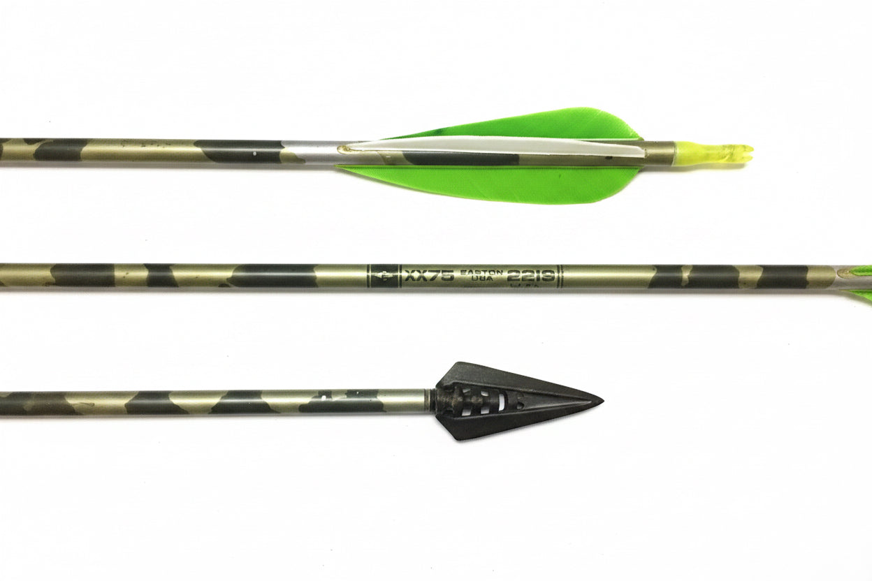 Pre-Owned Easton 2219 Tru-Flight - With Broad Head