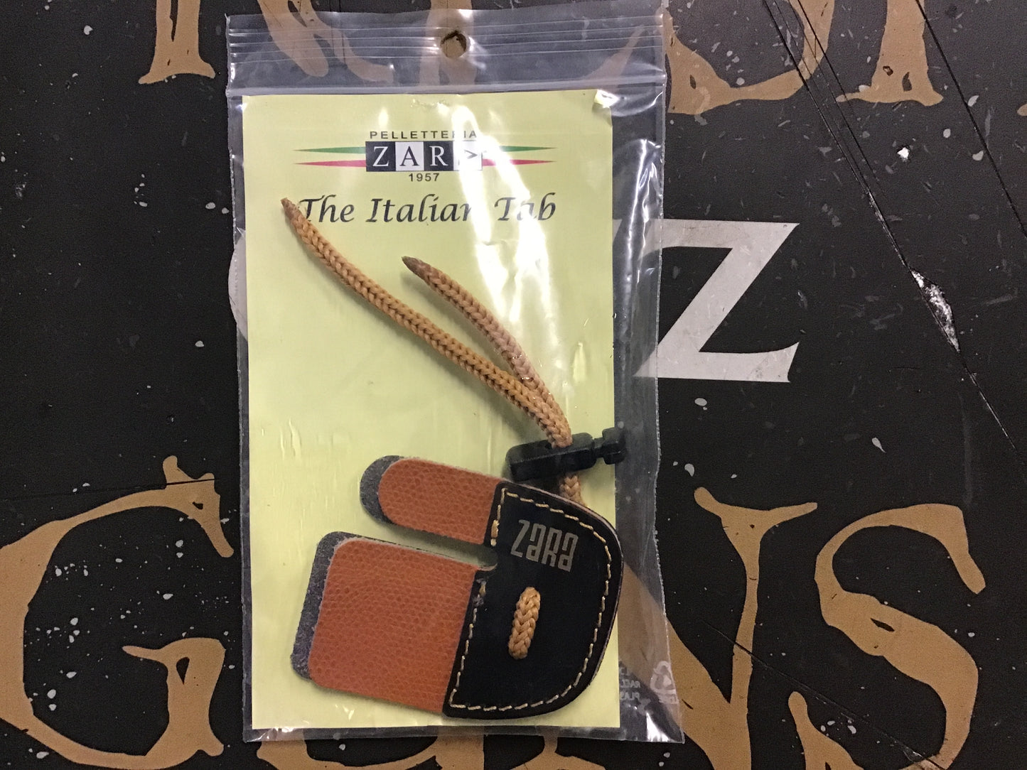 Tab Zara Finger Tab