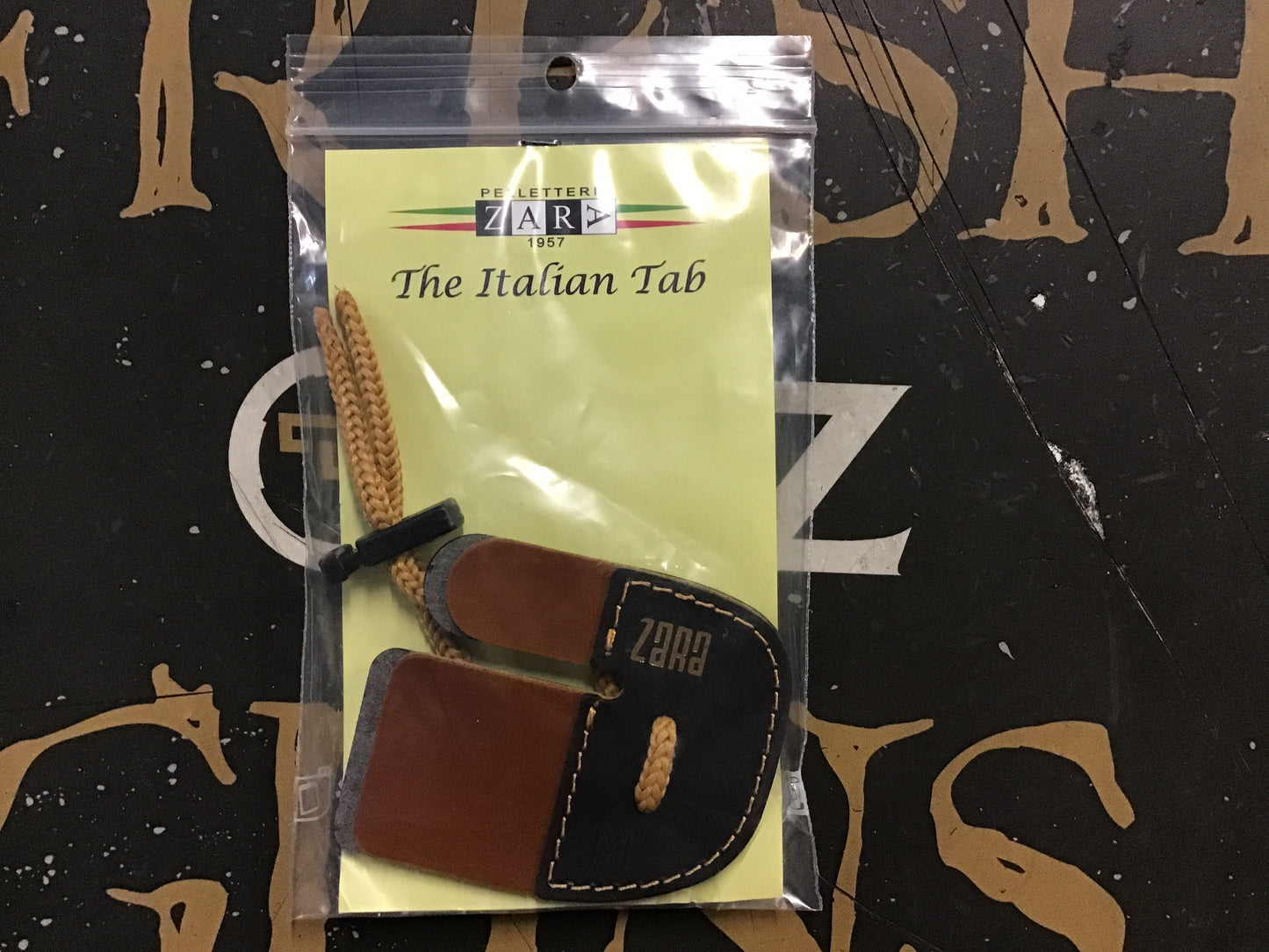 Tab Zara Finger Tab