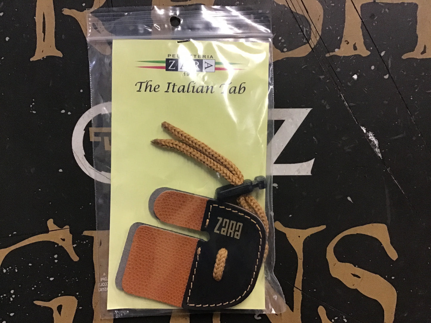 Tab Zara Finger Tab